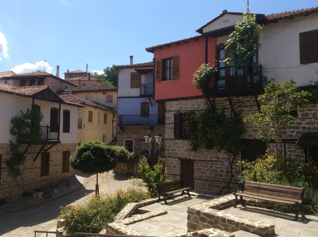 Oikia Alexandrou Traditional Inn อาร์ไนยา ภายนอก รูปภาพ