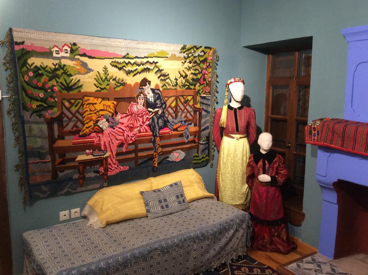 Oikia Alexandrou Traditional Inn อาร์ไนยา ภายนอก รูปภาพ